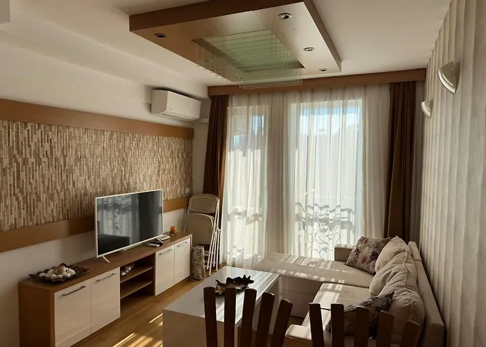 Nemo's - Sunny Napospart